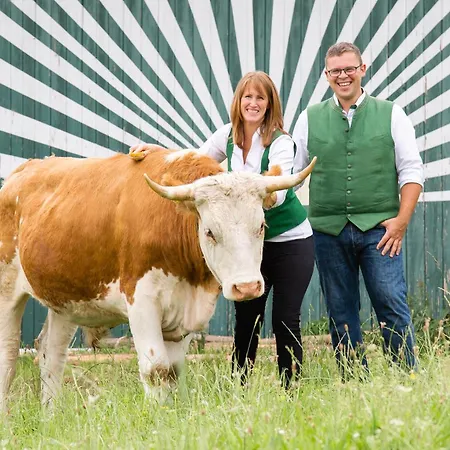 Am Bio-bauernhof * 滨湖上特鲁姆